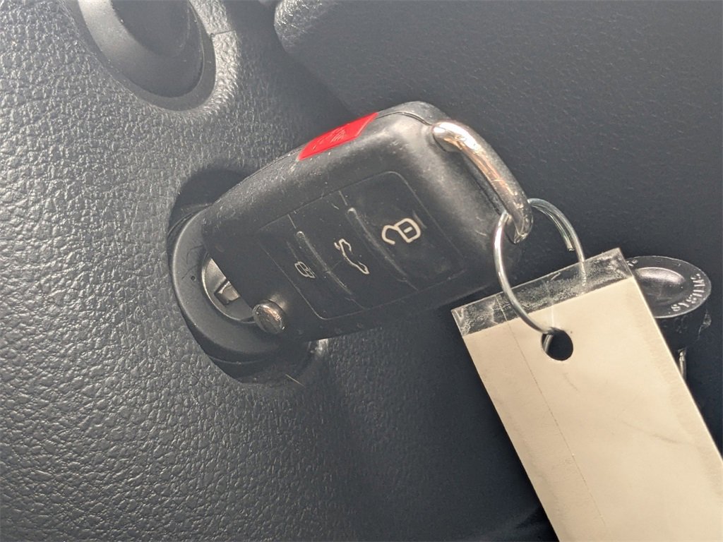 Used 2015 Volkswagen Passat 1.8T Limited Edition image 42