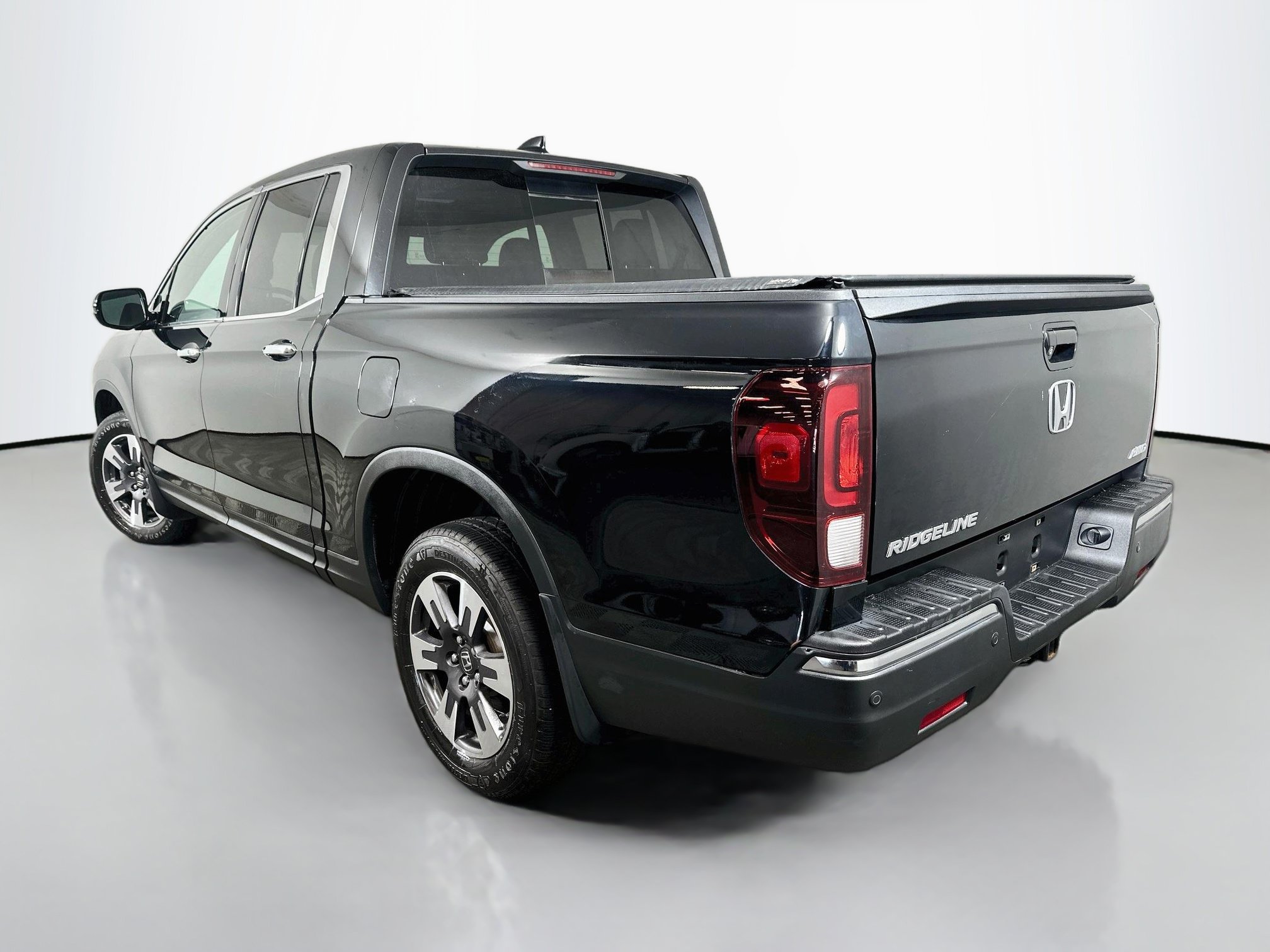 Used 2019 Honda Ridgeline RTL-E image 5