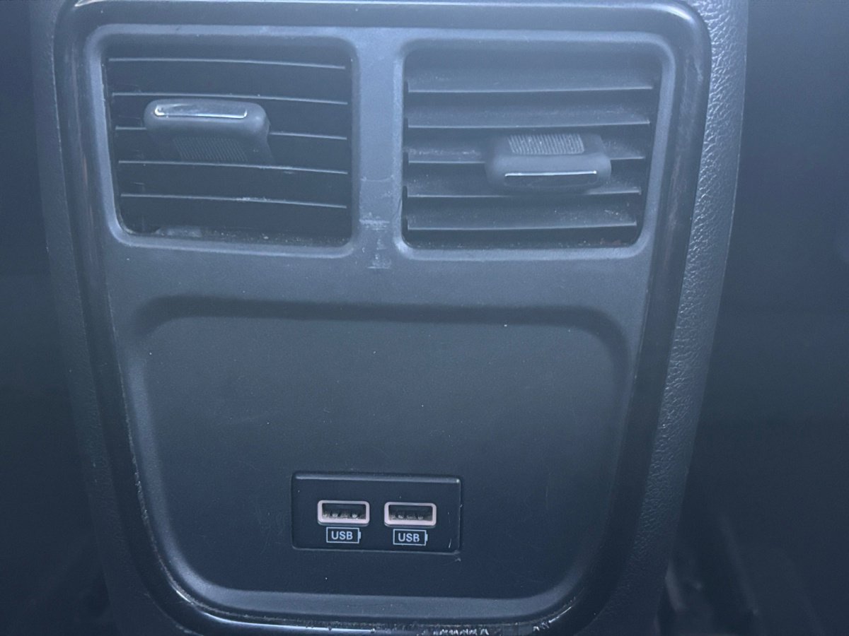 Used 2021 Chrysler 300 S image 35