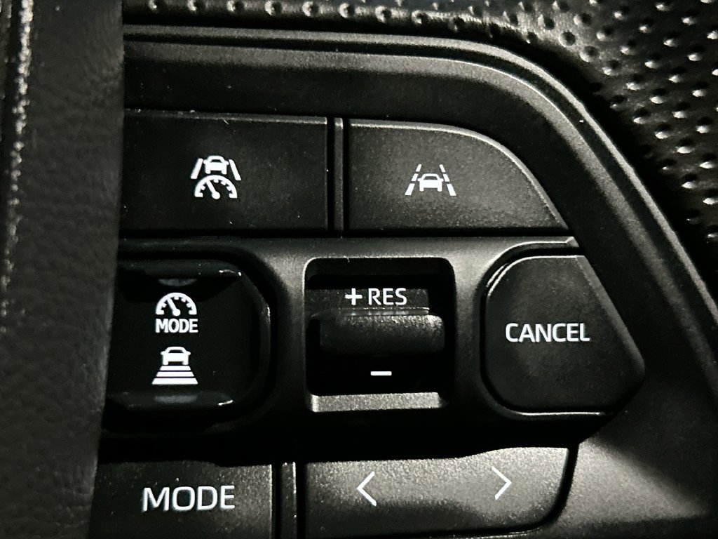 Used 2025 Toyota Tacoma SR5 AWD/4WD image 18