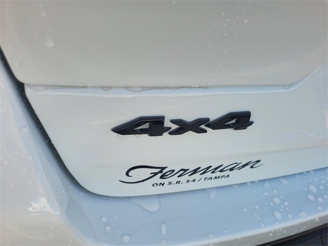 New 2025 Jeep Grand Cherokee Altitude image 13