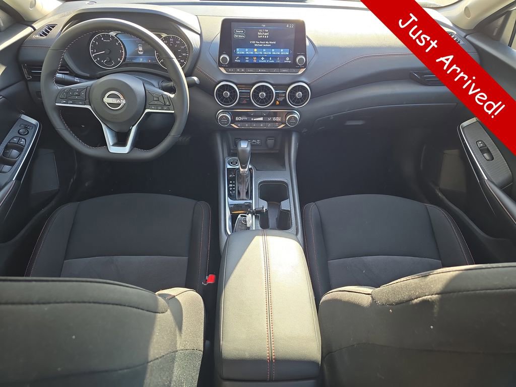 Used 2025 Nissan Sentra SR w/ Midnight Edition FWD image 13