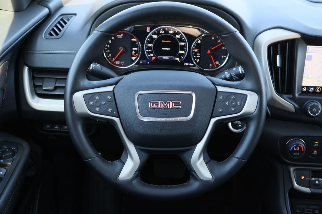 Used 2023 GMC Terrain Denali w/ Denali Premium Package image 12