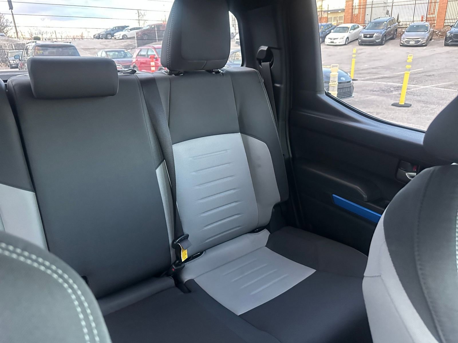 Used 2025 Toyota Tacoma TRD Off-Road image 35