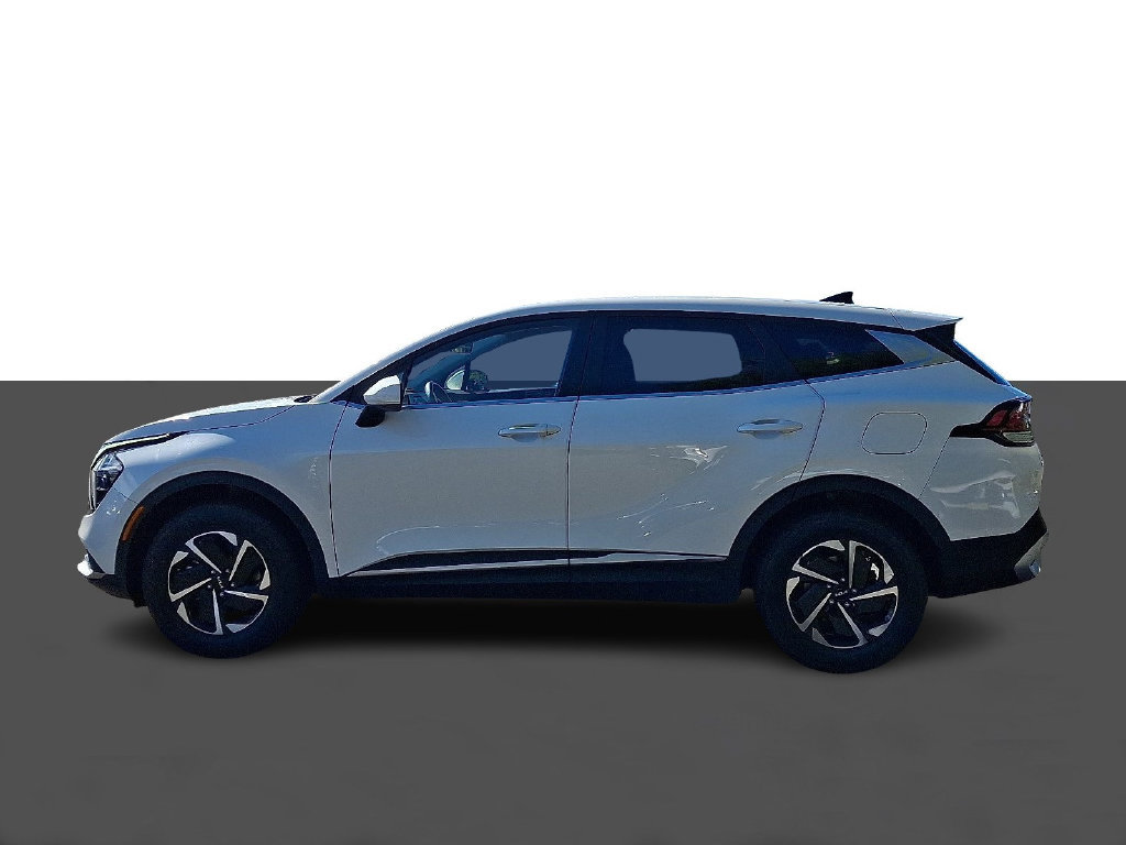 Used 2023 Kia Sportage LX AWD/4WD image 4