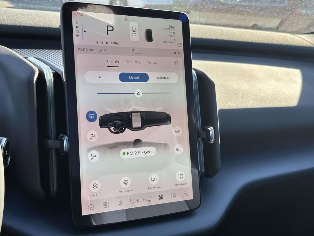 New 2026 Volvo EX30 Cross Country Ultra w/ Protection Package Premier AWD/4WD image 5