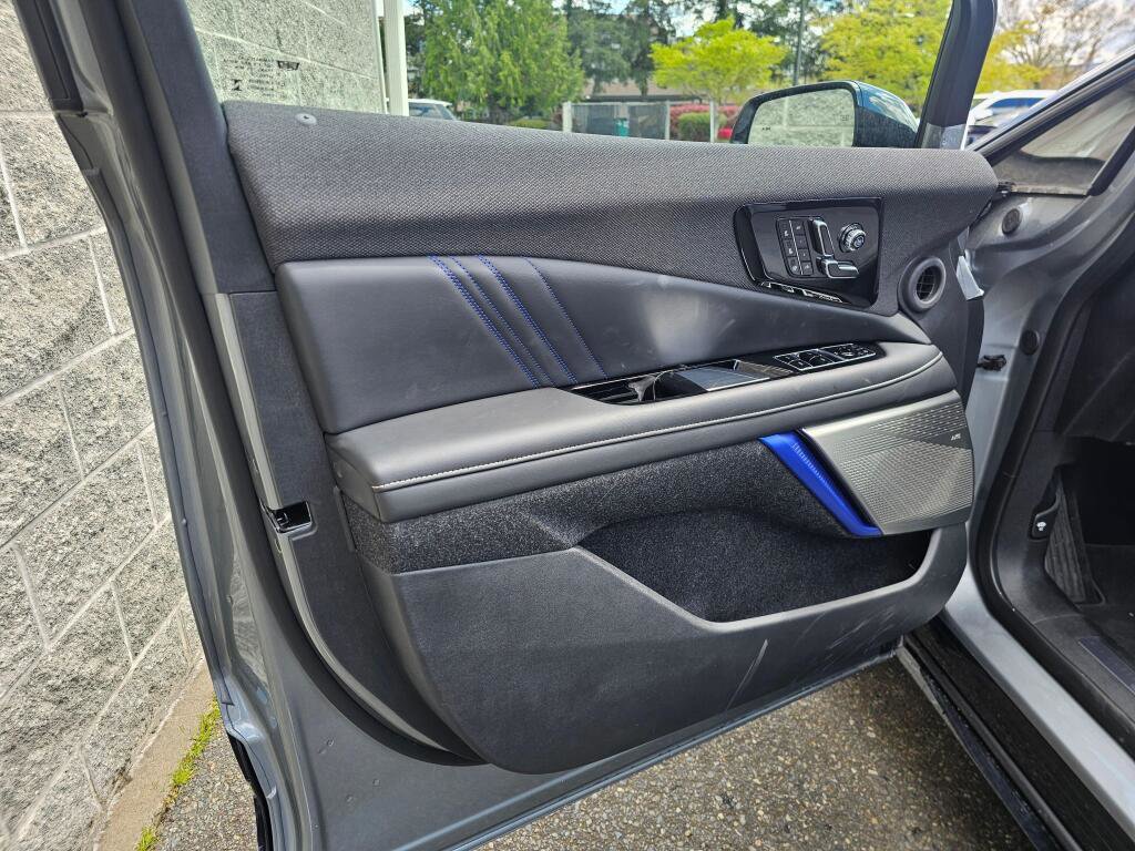 New 2026 Cadillac Optiq V AWD/4WD image 23