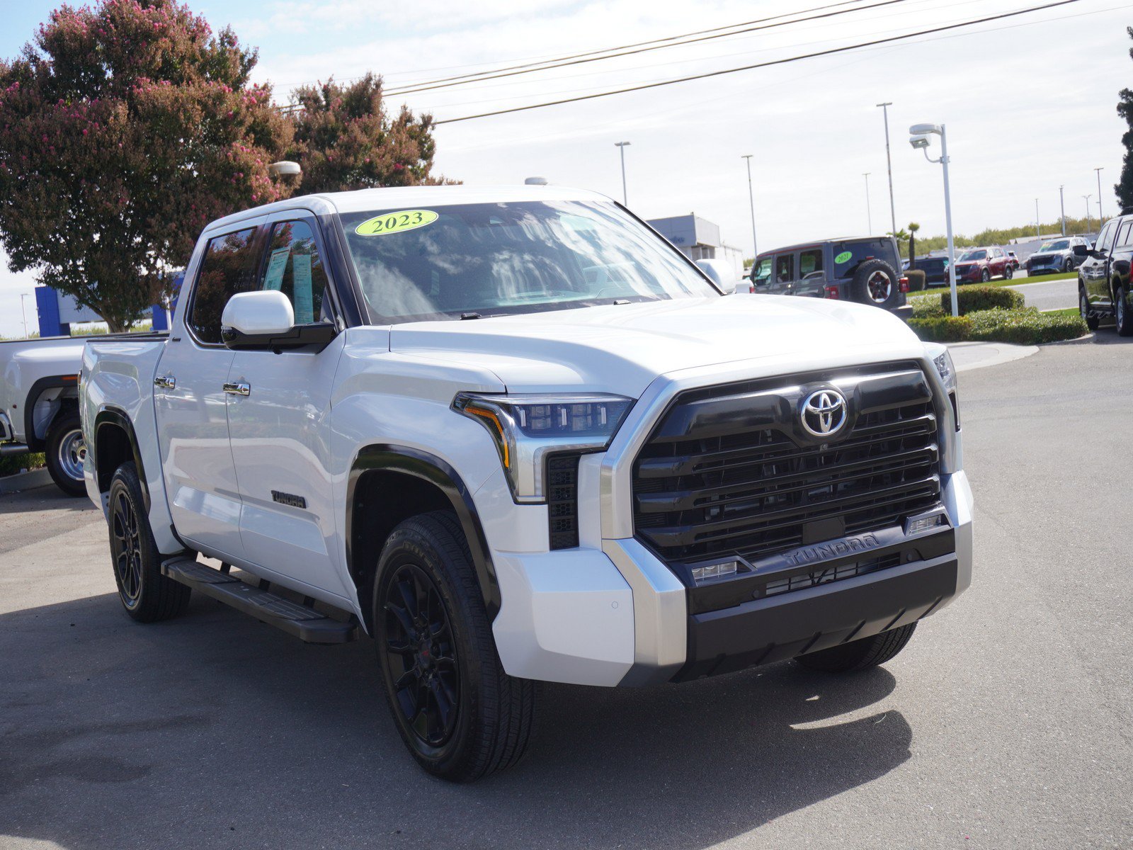 Used 2023 Toyota Tundra Limited AWD/4WD image 1