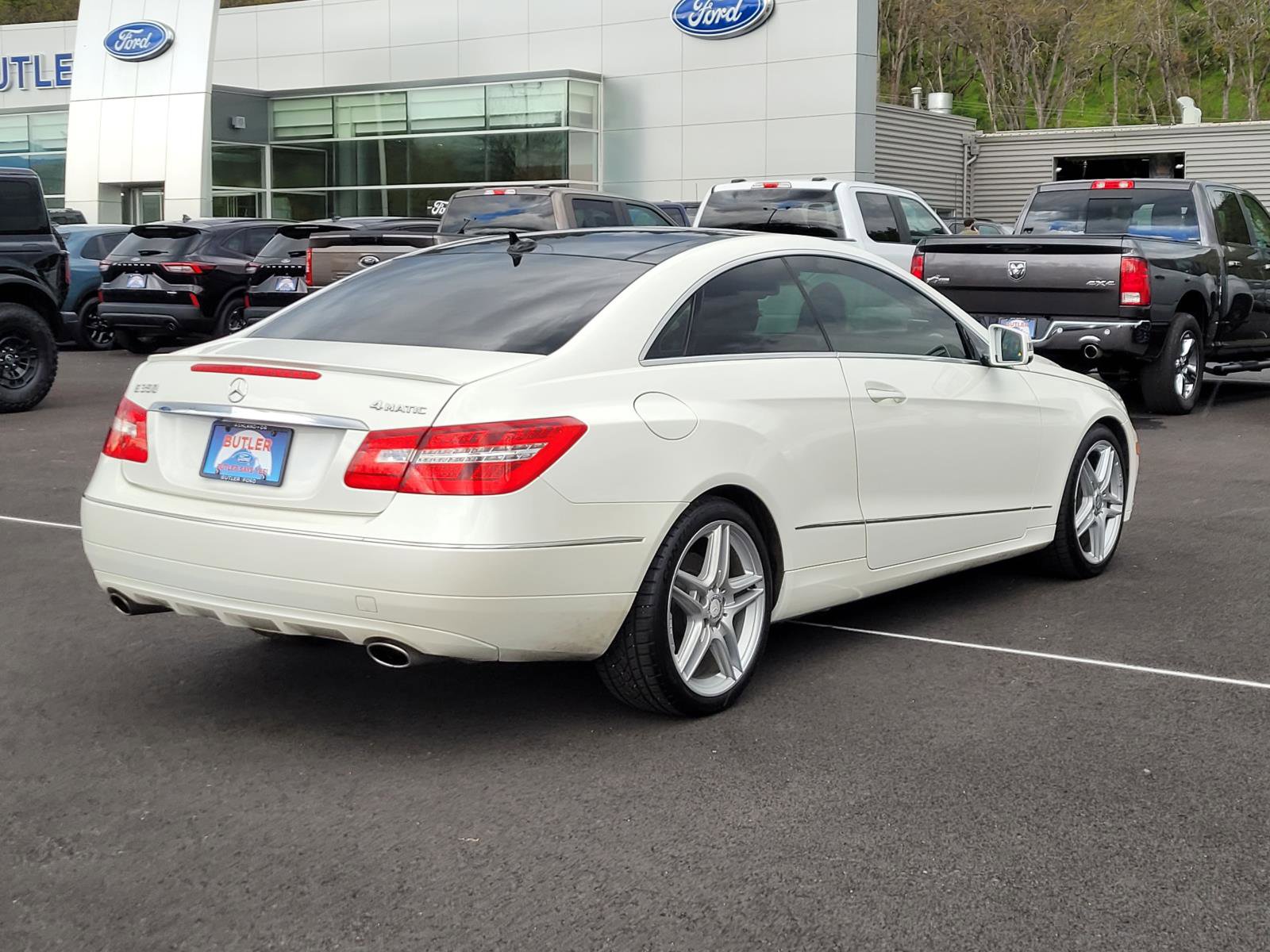Used 2013 Mercedes-Benz E 350 4MATIC Coupe image 5