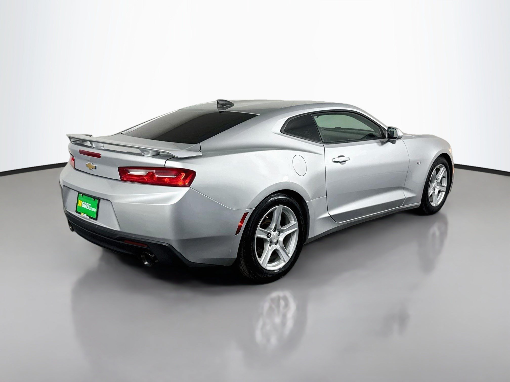 Used 2017 Chevrolet Camaro LT RWD image 10