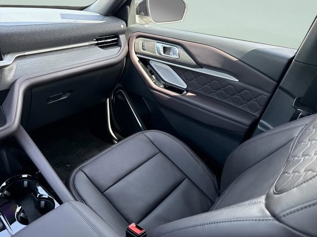 New 2026 Ford Explorer Platinum image 23