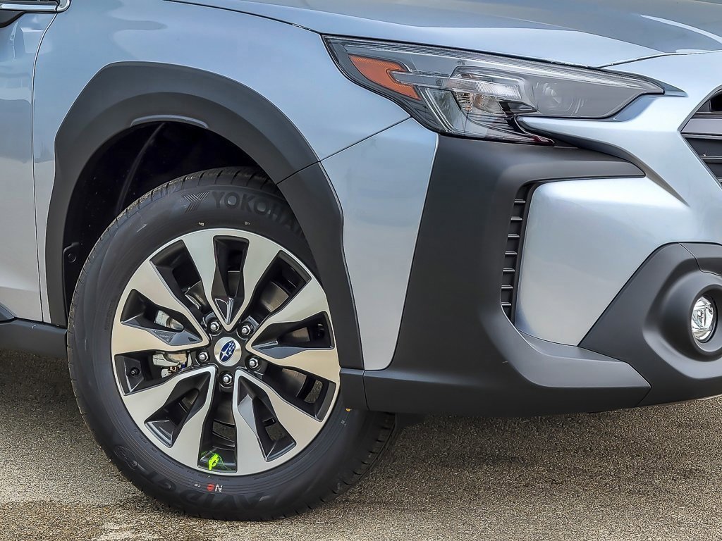 New 2025 Subaru Outback Touring XT image 3