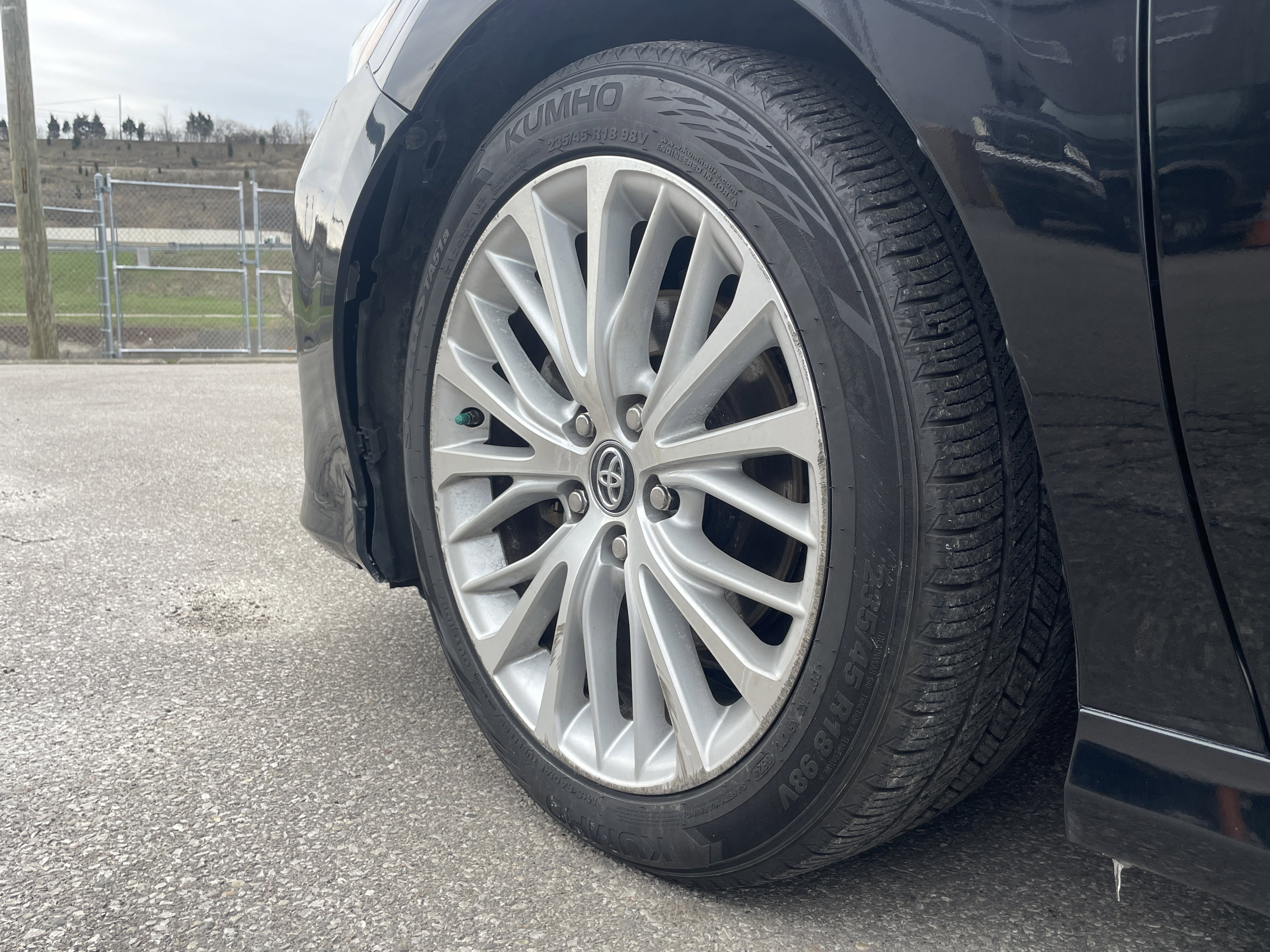 Used 2019 Toyota Camry XLE image 7