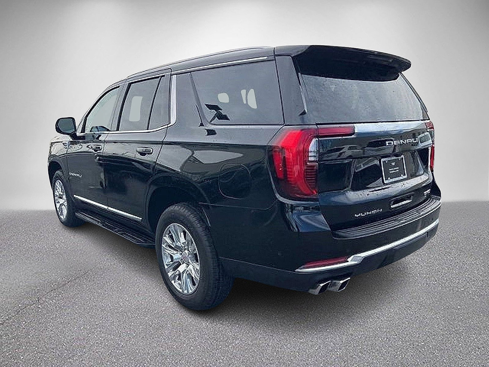 Certified 2025 GMC Yukon Denali image 8