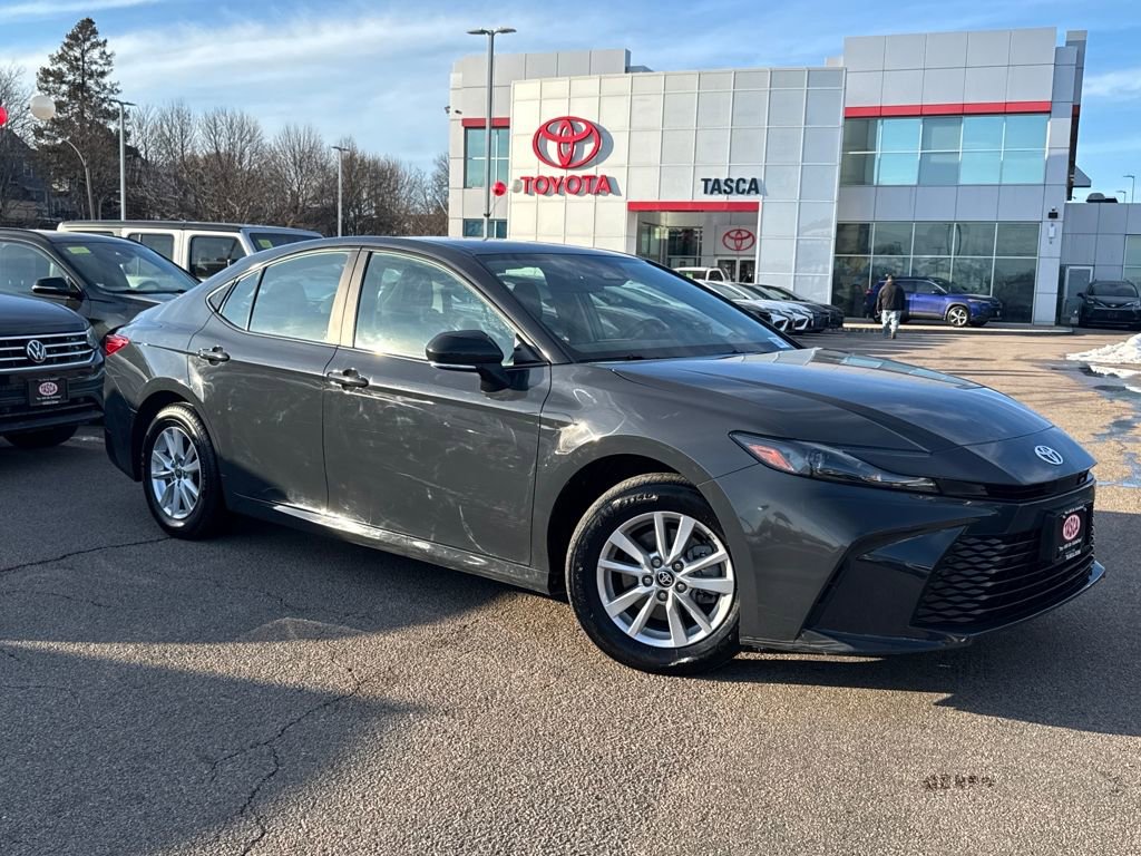 Used 2025 Toyota Camry LE 360° Tour