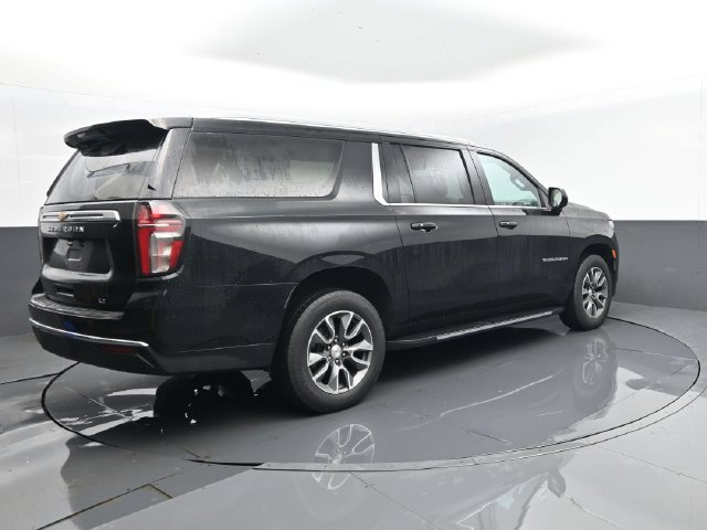 Used 2023 Chevrolet Suburban LT AWD/4WD image 23
