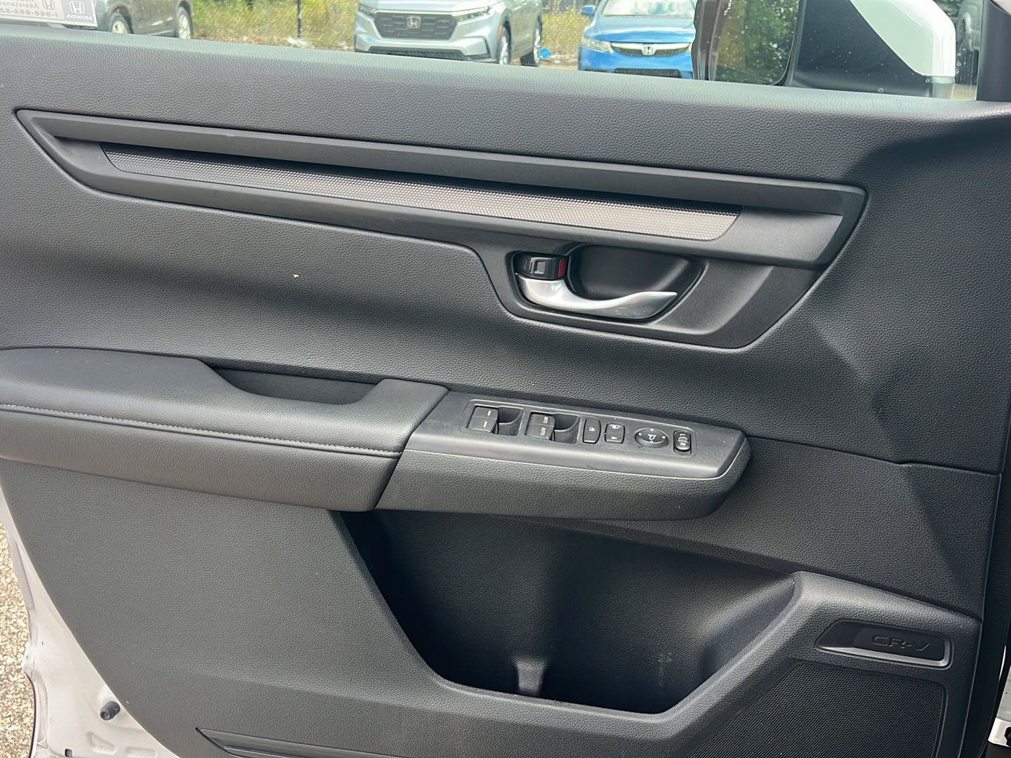 Certified 2024 Honda CR-V EX image 5