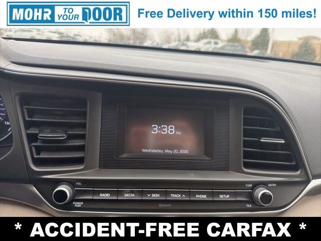 Used 2020 Hyundai Elantra SE image 19