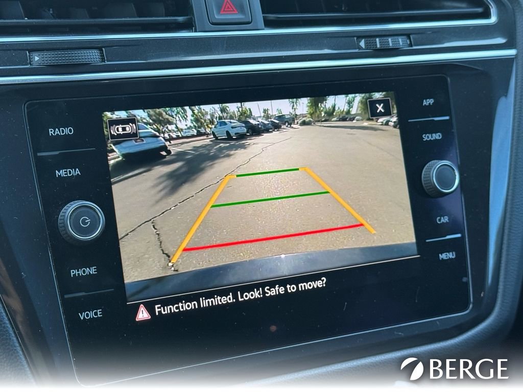 Used 2022 Volkswagen Tiguan SE R-Line image 22