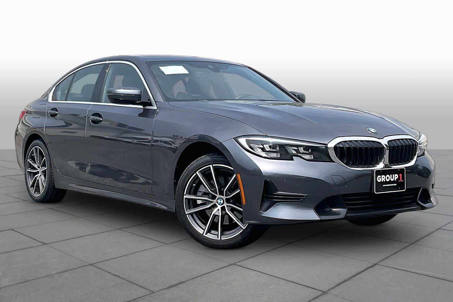 Used 2019 BMW 330i xDrive Sedan w/ Driving Assistance Package AWD/4WD image 2