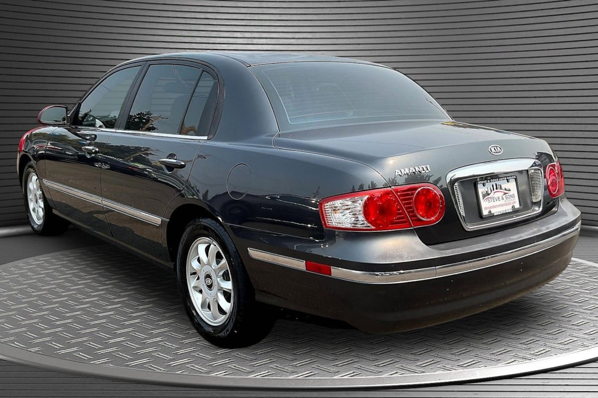 Used 2005 Kia Amanti FWD image 4