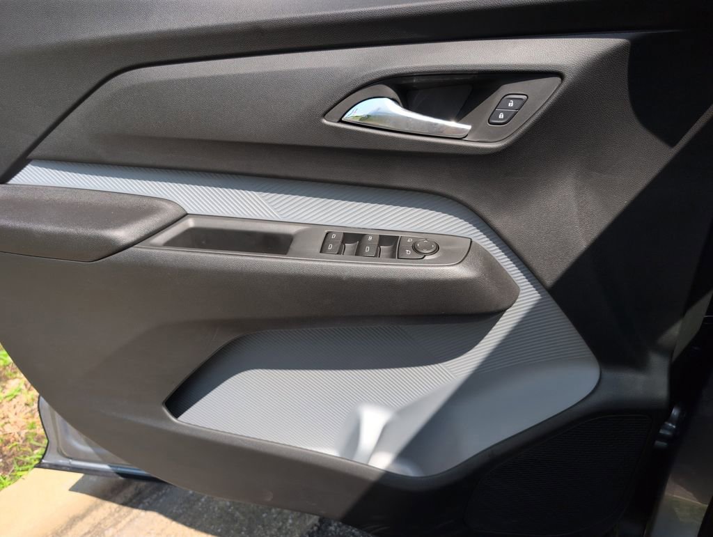 New 2027 Chevrolet Bolt LT FWD image 15