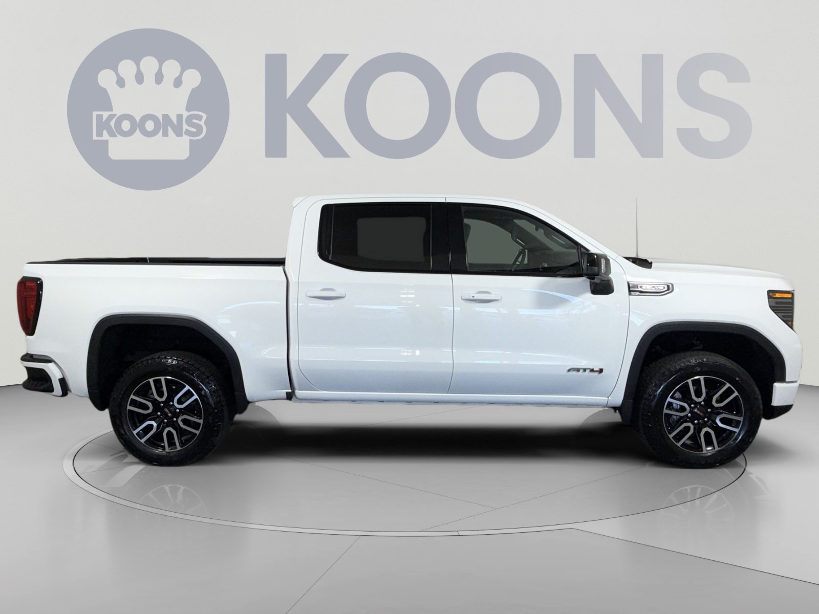 Used 2026 GMC Sierra 1500 AT4 w/ Technology Package AWD/4WD image 8