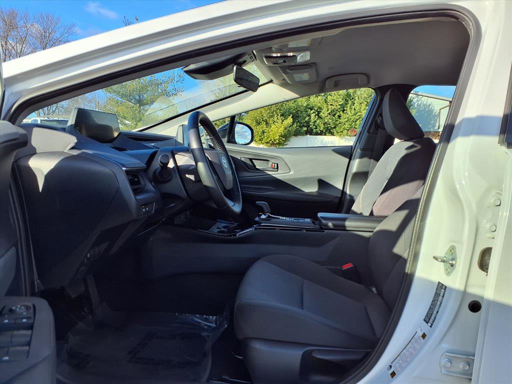 Used 2025 Toyota Prius Limited image 19