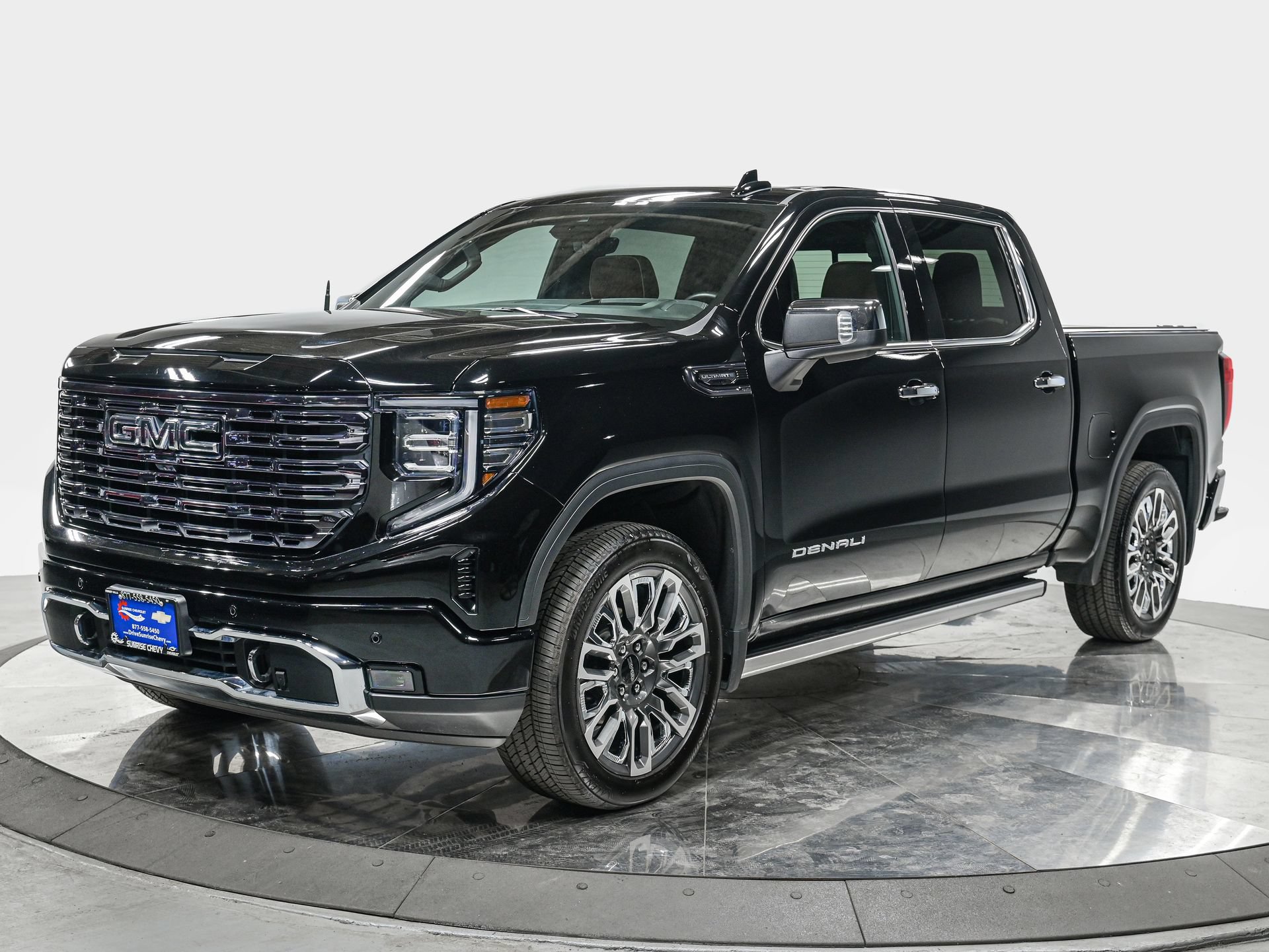 Used 2025 GMC Sierra 1500 Denali Ultimate AWD/4WD image 1