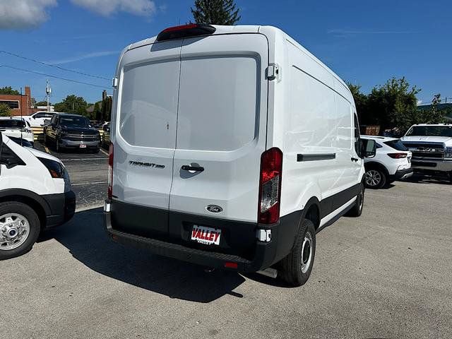 New 2026 Ford Transit 250 148 Medium Roof w/ Load Area Protection Package RWD image 7