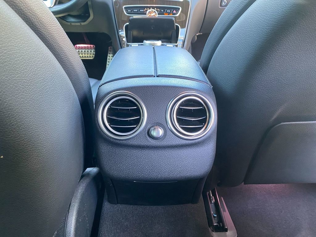 Used 2020 Mercedes-Benz C 300 4MATIC Sedan image 27