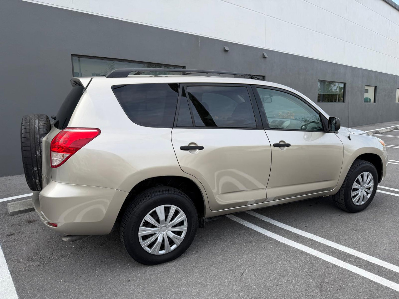 Used 2008 Toyota RAV4 2WD image 6
