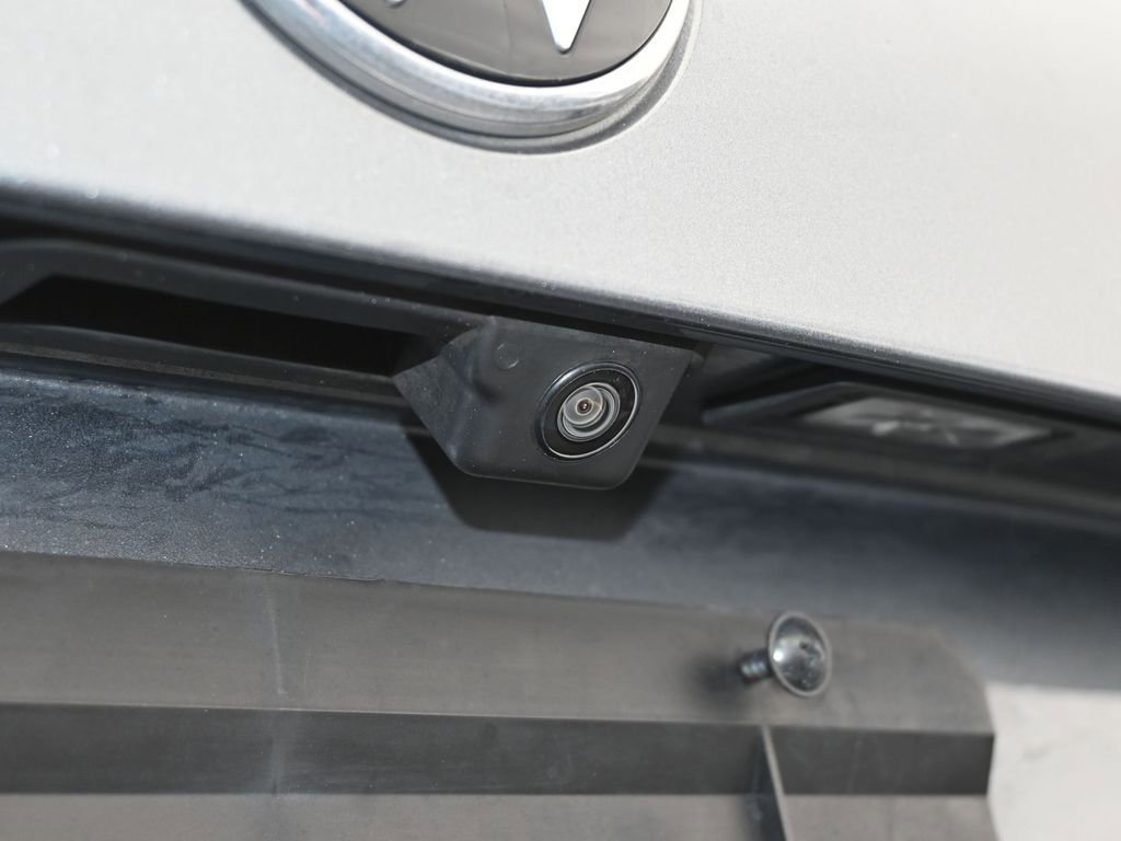 Used 2023 Volkswagen Jetta S image 32