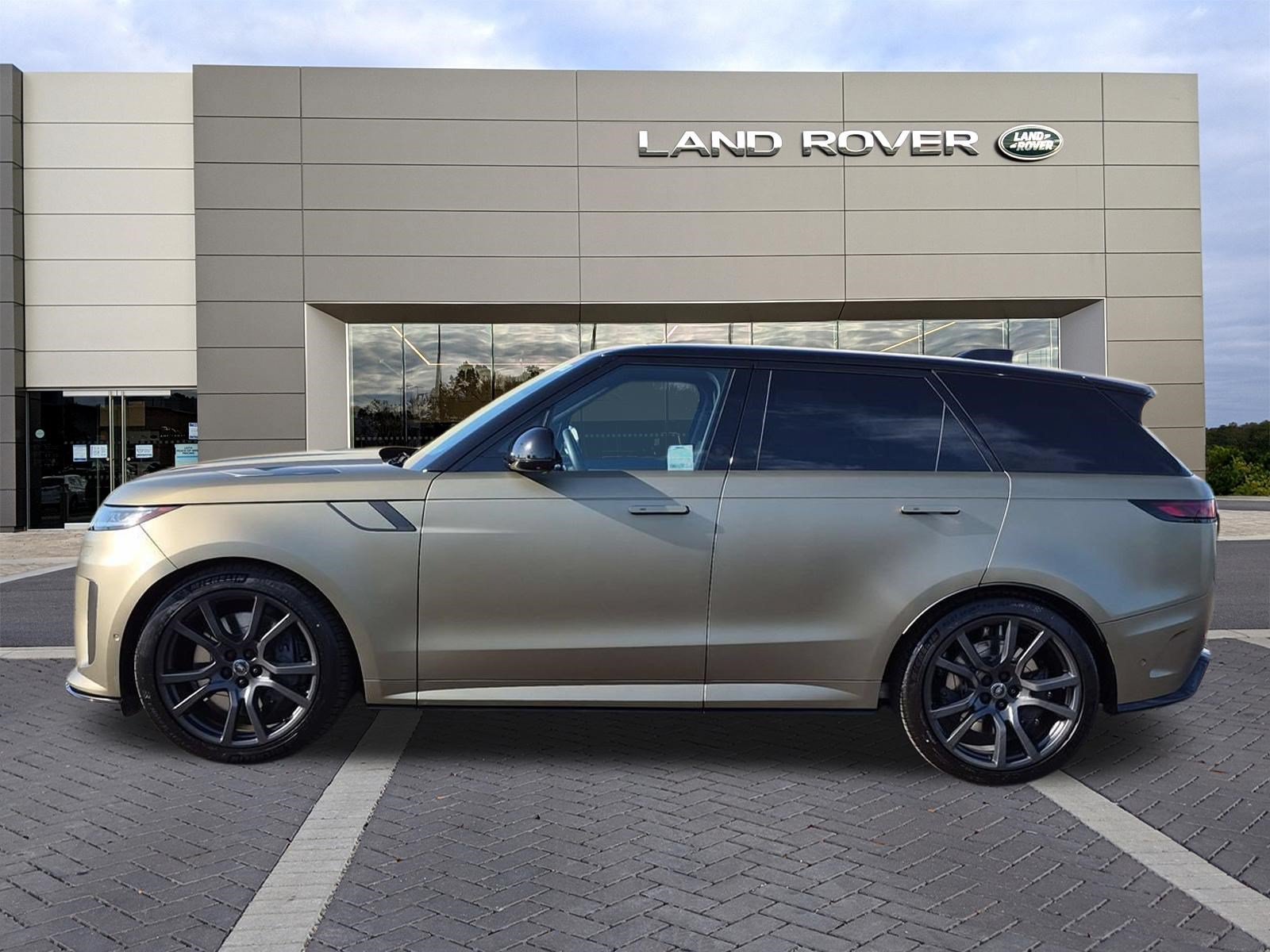 Certified 2024 Land Rover Range Rover Sport SV Edition One Carbon Bronze AWD/4WD image 8