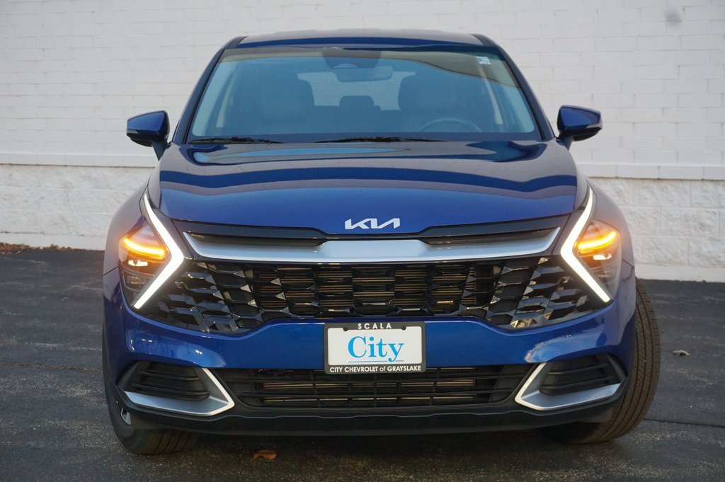 Used 2025 Kia Sportage EX image 5