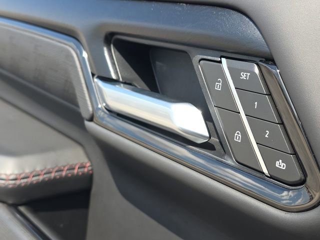 Used 2026 GMC Sierra 2500 AT4X AWD/4WD image 26