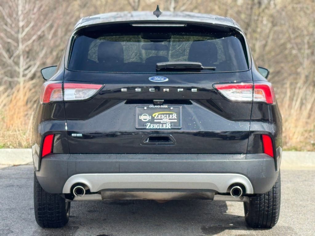 Used 2022 Ford Escape SE w/ Convenience Package FWD image 5