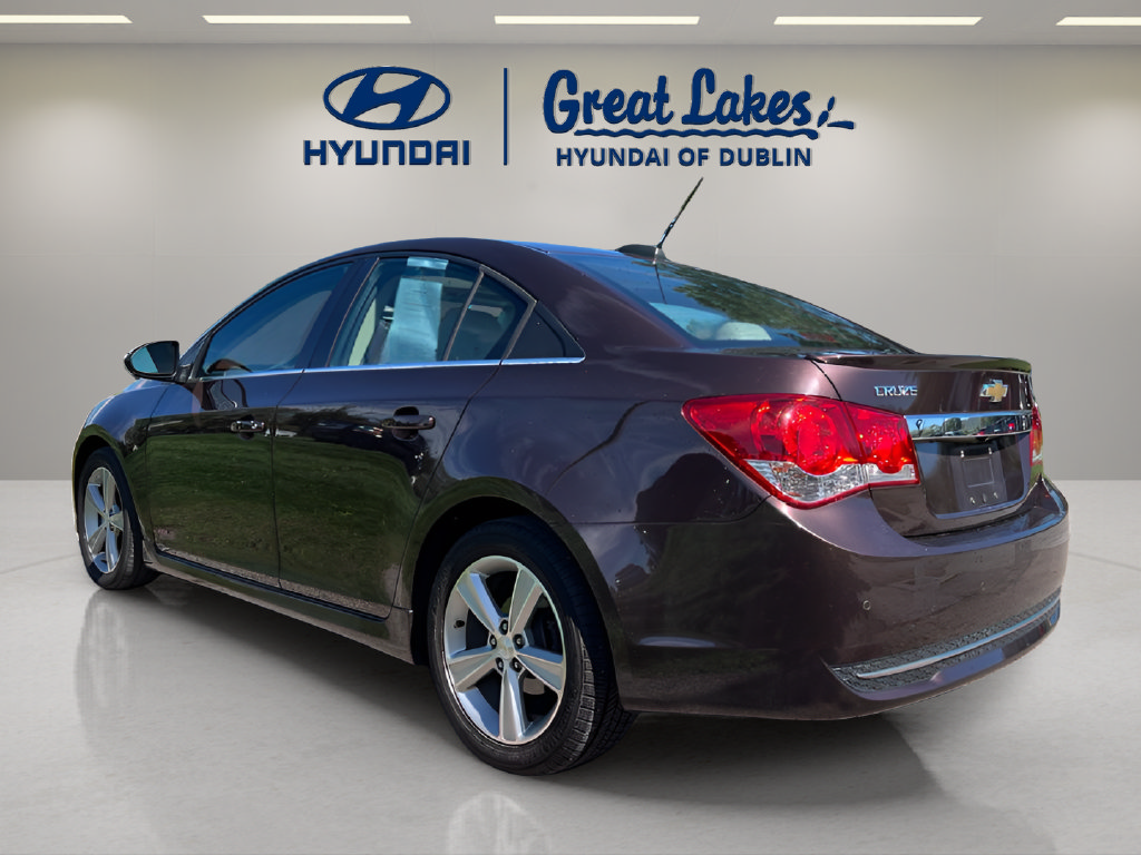 Used 2015 Chevrolet Cruze LT w/ Sun, Sound and Sport Package FWD image 3