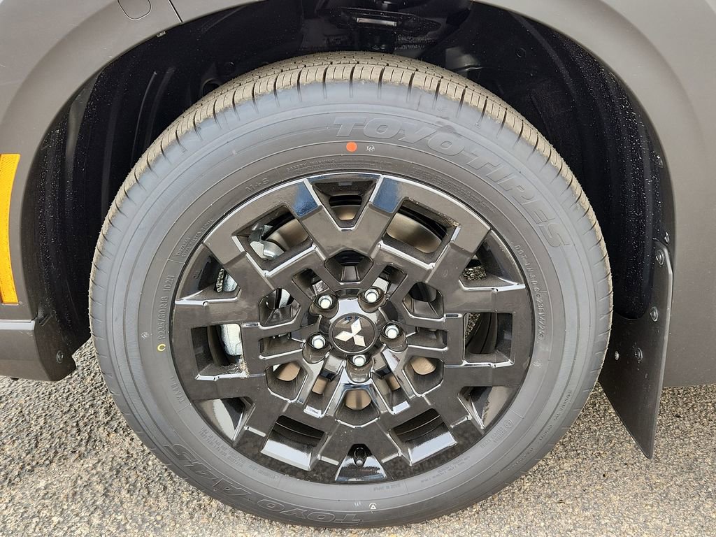 New 2026 Mitsubishi Outlander Trail Edition image 17