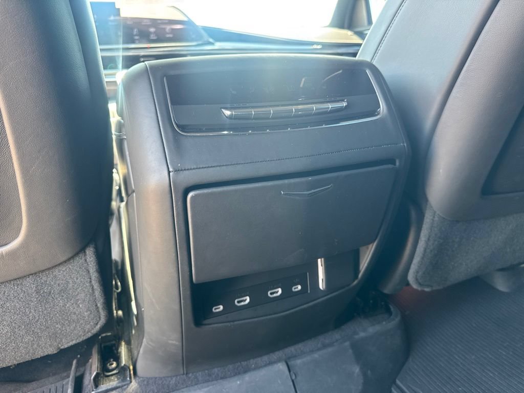 Certified 2023 Cadillac Escalade V w/ Heavy-Duty Trailer Package AWD/4WD image 27