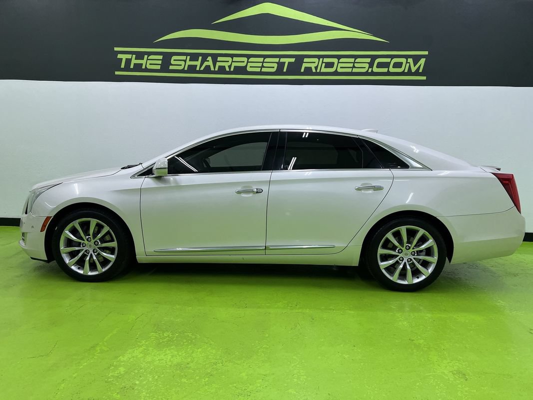 Used 2015 Cadillac XTS Luxury w/ Driver Awareness Package FWD image 6