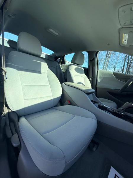 Used 2020 Chevrolet Malibu LS FWD image 11