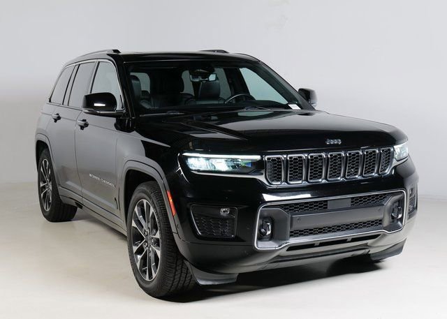 Used 2022 Jeep Grand Cherokee Overland w/ Luxury Tech Group IV