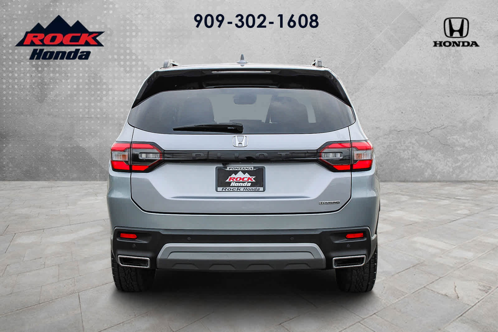 Certified 2025 Honda Pilot Touring image 5