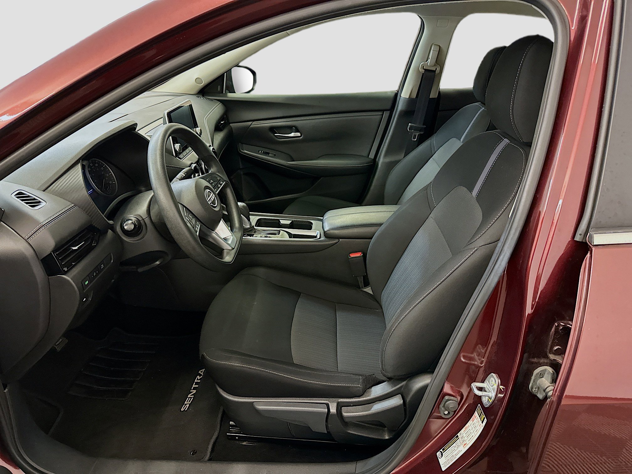 Used 2024 Nissan Sentra SV image 13