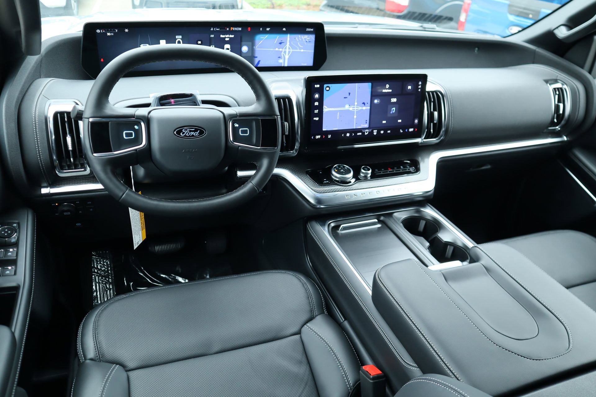 New 2026 Ford Expedition Platinum AWD/4WD image 2