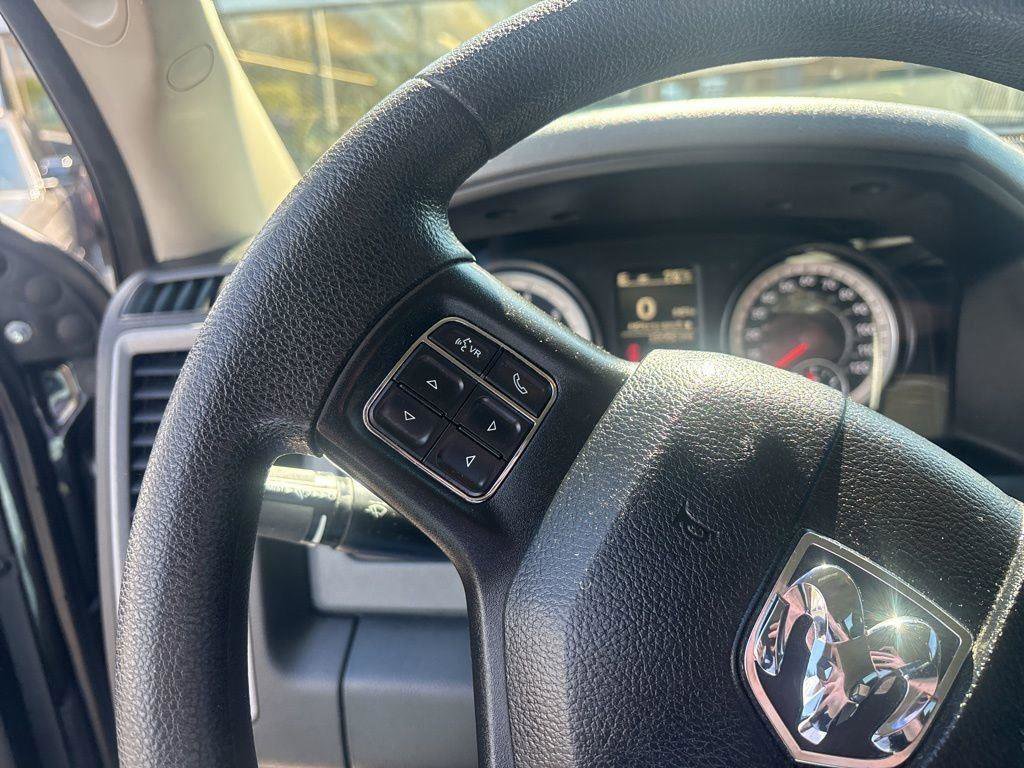 Used 2016 RAM 3500 Tradesman w/ Chrome Appearance Group image 18