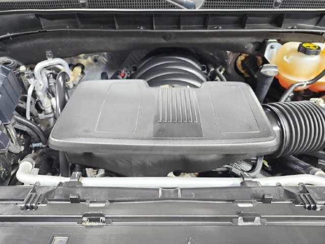Used 2025 GMC Yukon Denali AWD/4WD image 18