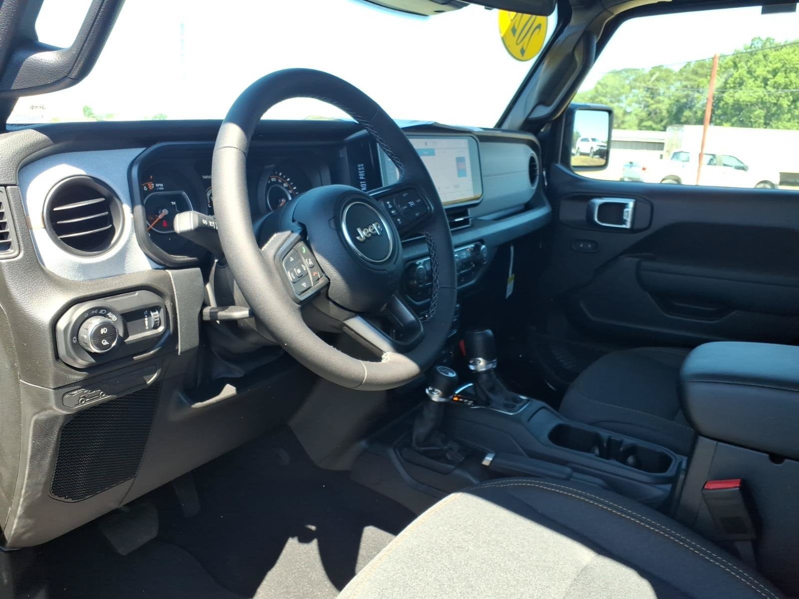New 2026 Jeep Gladiator Sport AWD/4WD image 13