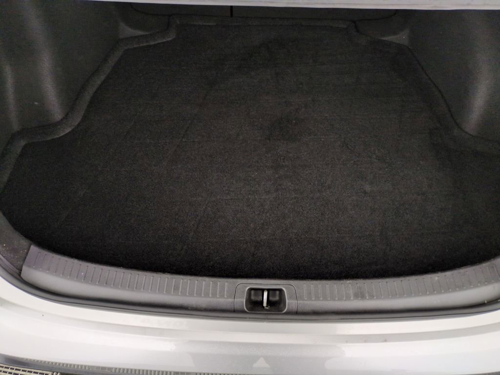 Used 2024 Toyota Corolla SE image 23